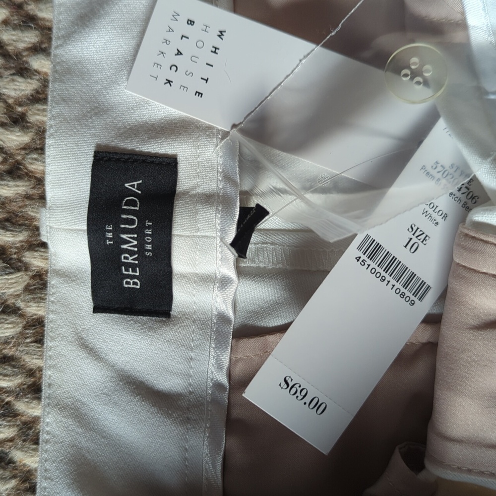 White House Black Market white Bermuda shorts - Picture 3 of 8